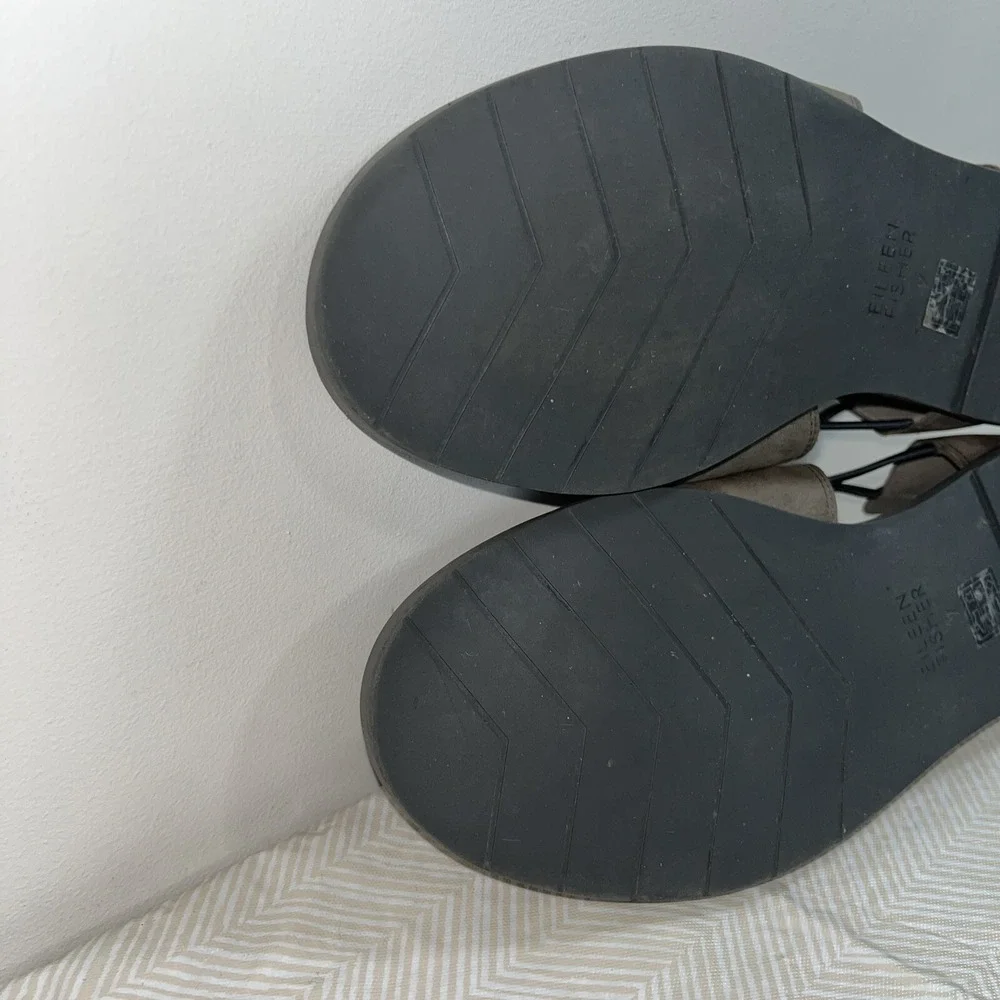 Eileen Fisher Women's Peep Toe Sandals Flat Shoes Sz 7 Brown Suede Flats Leather